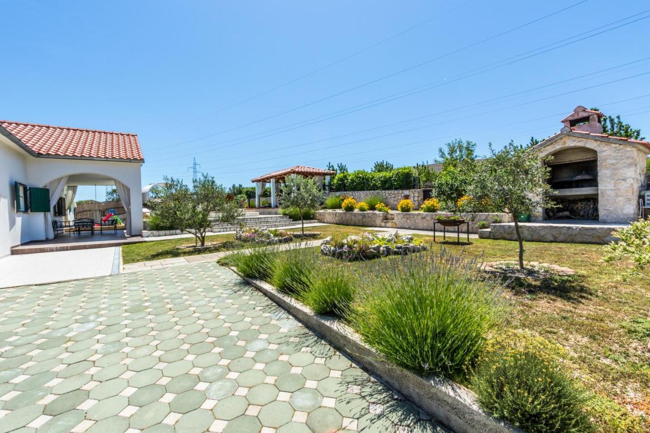 שיבניק Villa Marijan מראה חיצוני תמונה